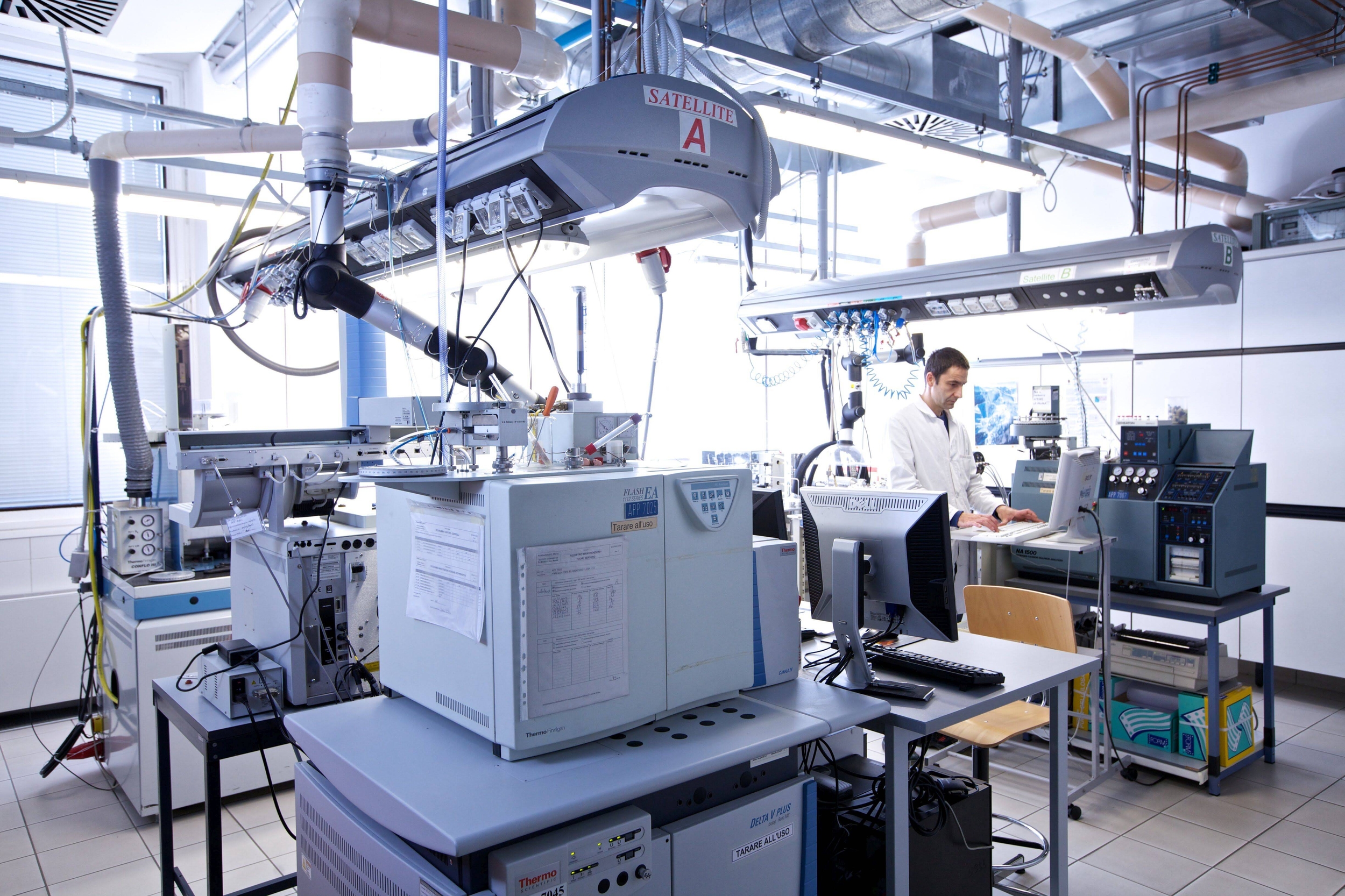 Immagine: Laboratorio di tracciabilita FEM